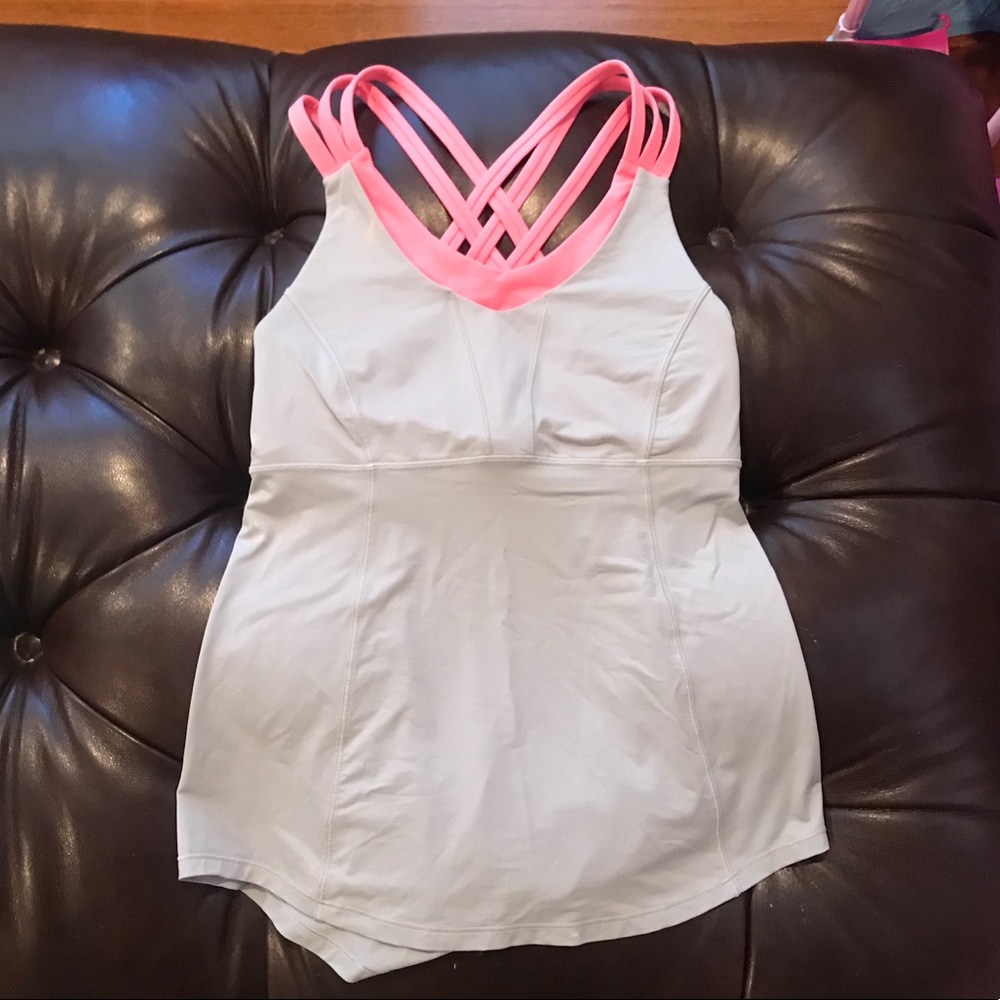 Lululemon Beat the Heat tank